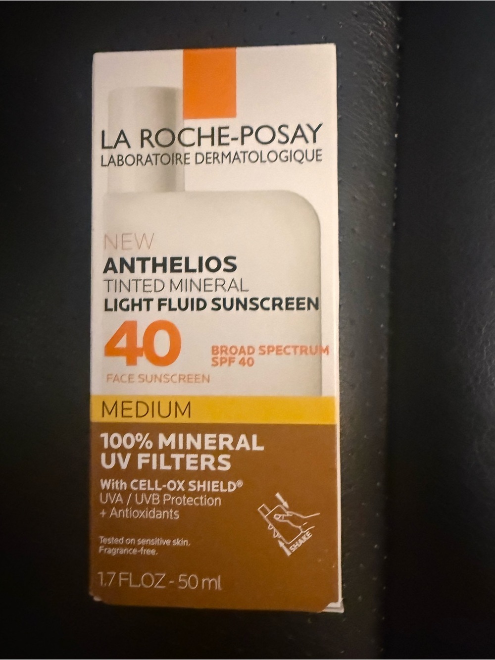 La Roche Posay Anthelios Tinted Mineral Sunscreen SPF 40 - Medium (Tinted)